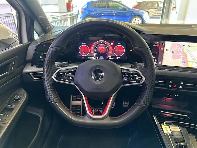 Volkswagen Golf 2.0 TSI GTI