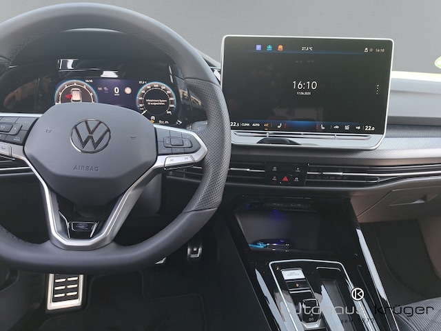 Volkswagen Golf DSG R-Line