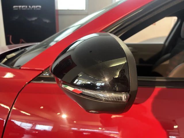 Alfa Romeo Tonale Hybrid Q4 Veloce