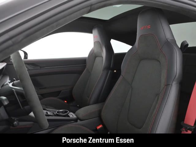 Porsche 992 4 Carrera Coupé GTS