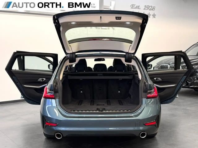 BMW 320 320d Touring