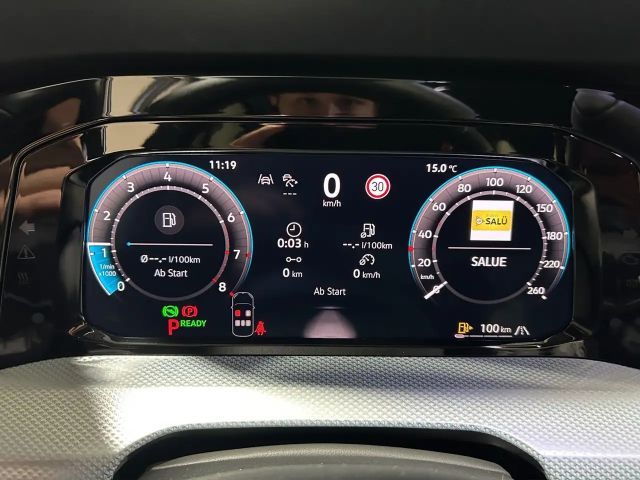 Volkswagen Golf Life Variant