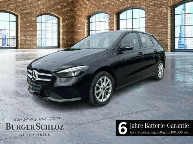 Mercedes-Benz B 250 B 250 e Sedan