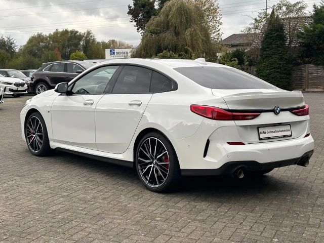 BMW 220 220d 220i M-Sport Sedan