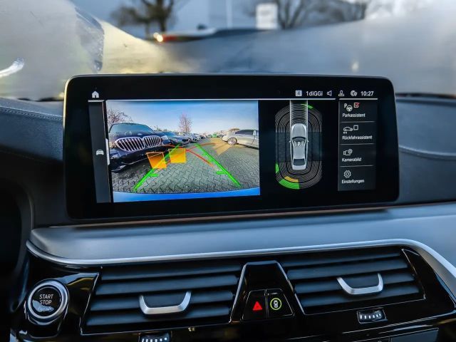 BMW 530 530d Luxury Line Sedan xDrive