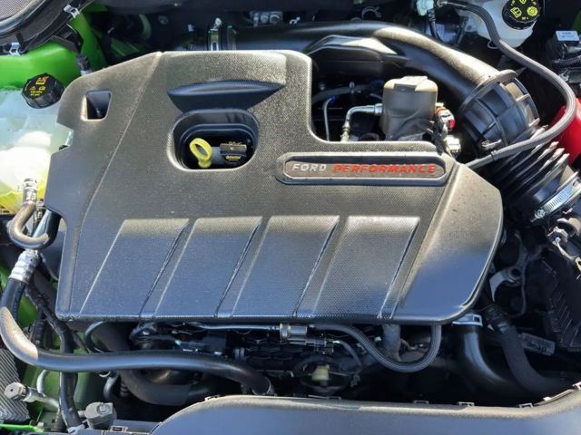 Ford Focus EcoBoost ST Line