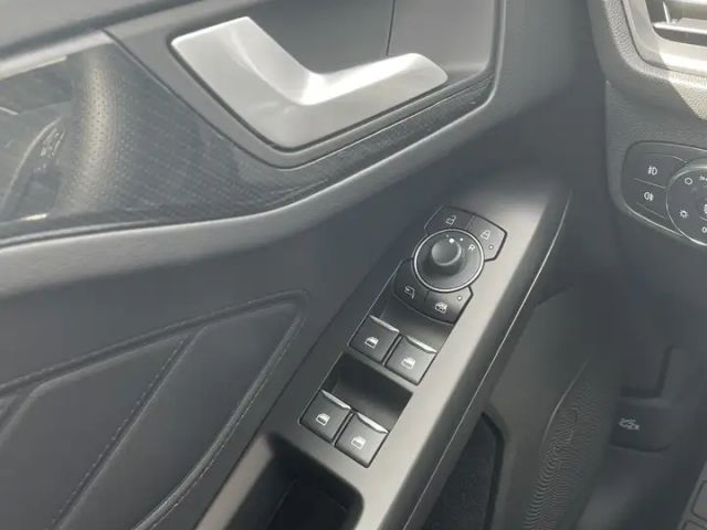 Ford Focus EcoBoost ST Line Wagon