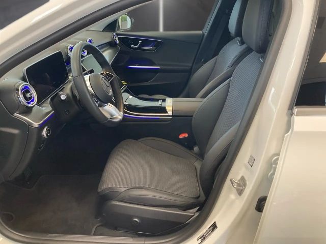 Mercedes-Benz C 180 AVANTGARDE Sedan