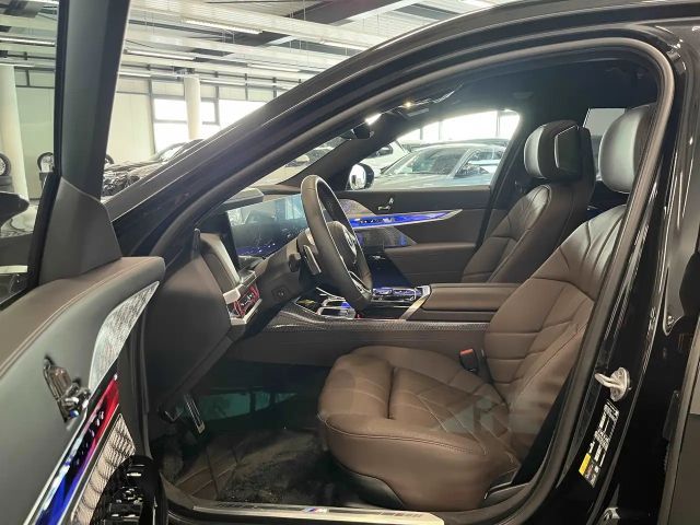 BMW i7 M-Sport M70 Sedan xDrive