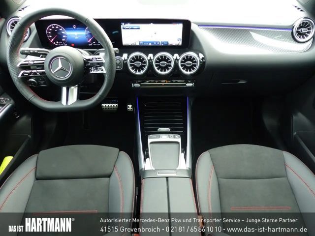 Mercedes-Benz GLA 200 AMG Line