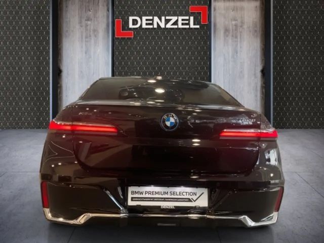 BMW 750 G70 Sedan xDrive