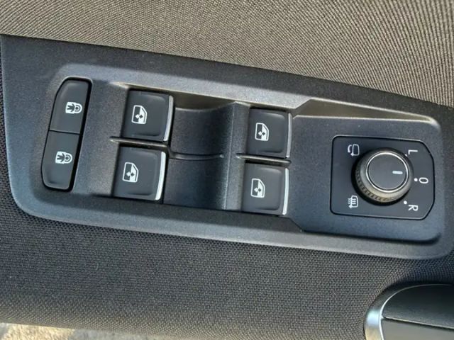 Volkswagen Touran DSG R-Line