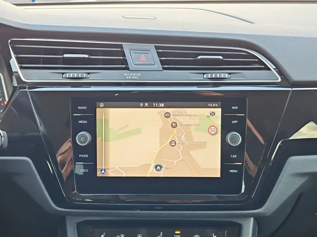 Volkswagen Touran 1.5 TSI Highline R-Line