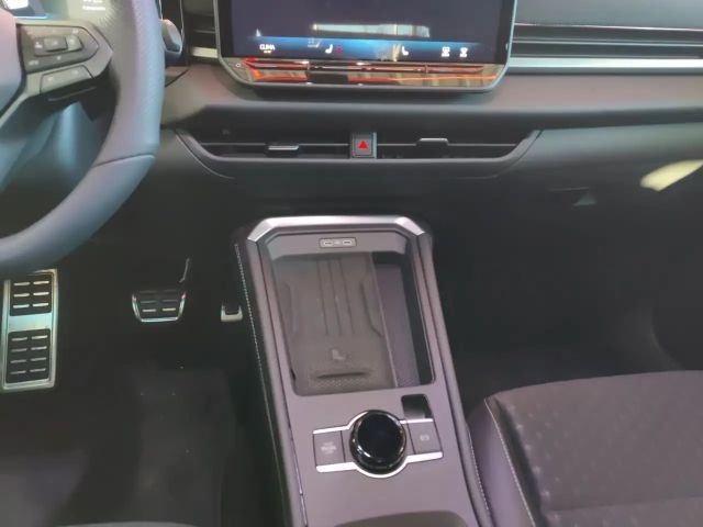 Volkswagen T-Roc 1.5 eTSI IQ.Drive R-Line