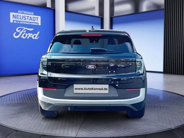 Ford Explorer Extended range Premium RWD