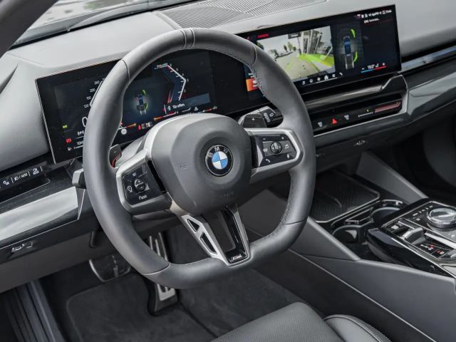 BMW 520 520d M-Sport Touring