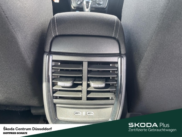 Skoda Scala SCALA Essence TSI DSG AHK Winter-Paket Fahrassiste