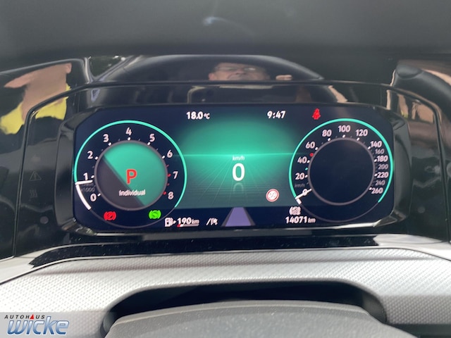 Volkswagen Golf 1.5 eTSI DSG