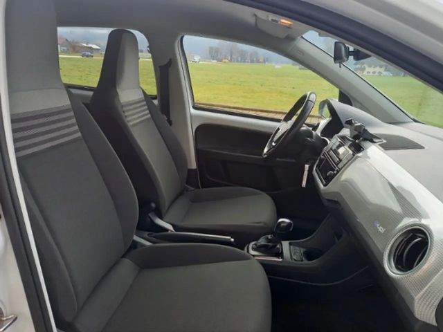 Volkswagen e-up! Plus Style