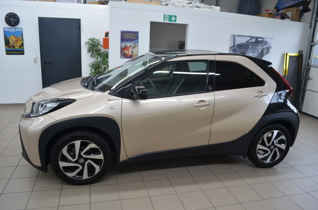 Toyota Aygo X 5-deurs Basis Team D