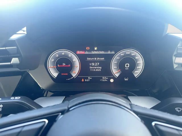 Audi A3 30 TFSI Sedan