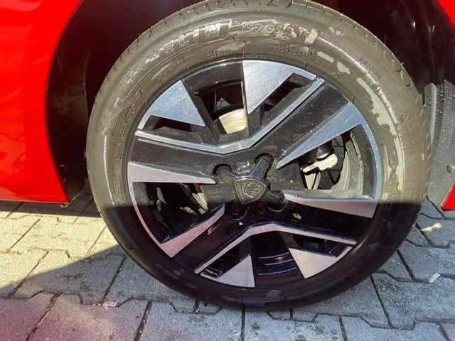 Peugeot 208 Allure Pack Hybrid