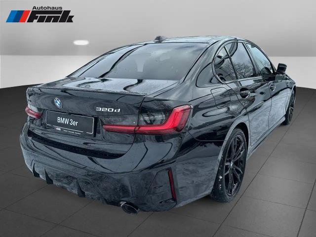 BMW 320 320d M-Sport Sedan xDrive