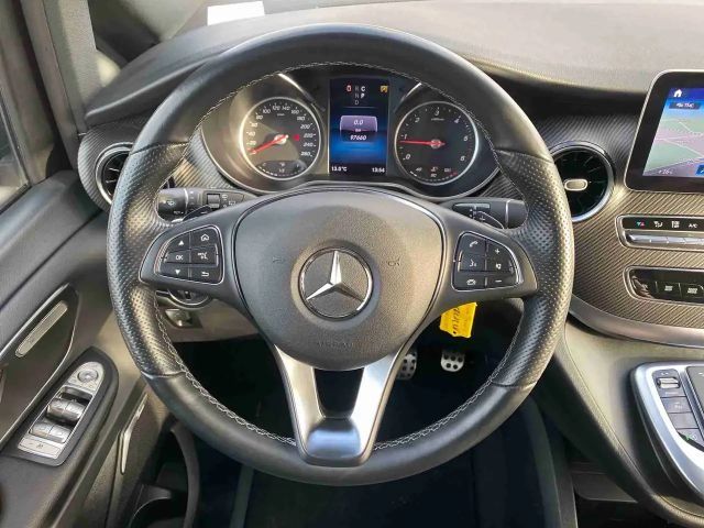 Mercedes-Benz V 300 AMG Line