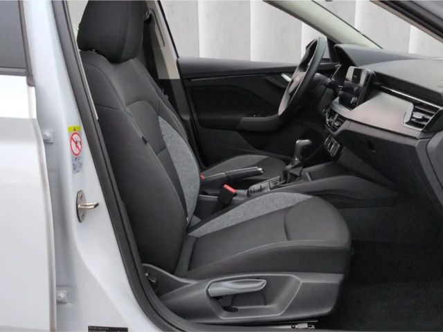 Skoda Scala Essence TSI*DSG AHK LED SHZ Tempo digCockp
