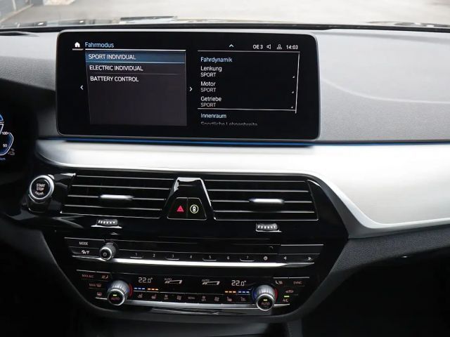 BMW 530 530e M-Sport Sedan xDrive