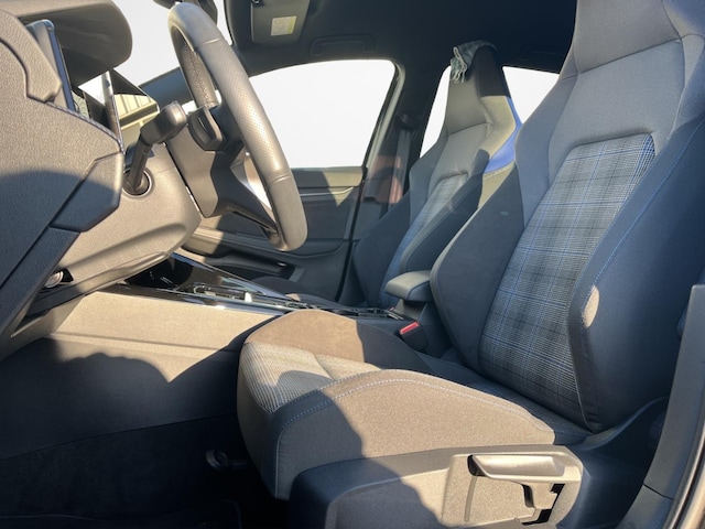 Volkswagen Golf 1.5 TSI DSG GTE eHybrid