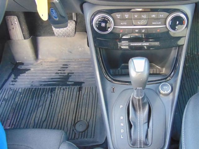 Ford Puma EcoBoost Titanium