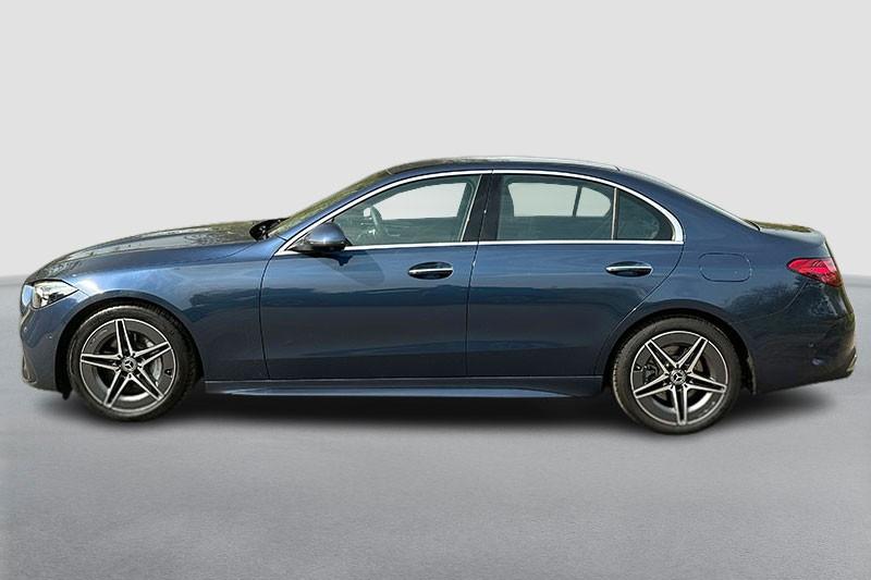 Mercedes-Benz C 220 AMG Line C 220 d Sedan