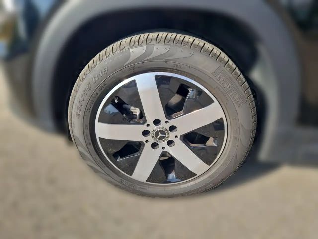 Mercedes-Benz GLB 180 GLB 180 d