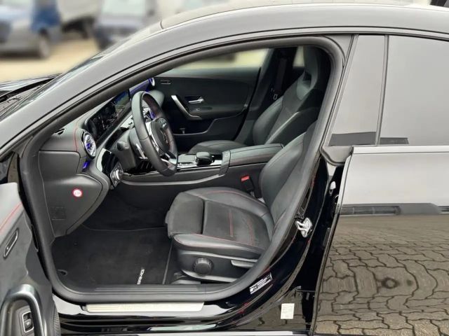 Mercedes-Benz CLA 250 AMG Line Coupé