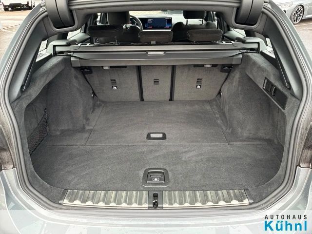 BMW 330 330i M-Sport Touring xDrive