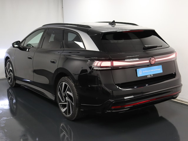 Volkswagen ID.7 Tourer