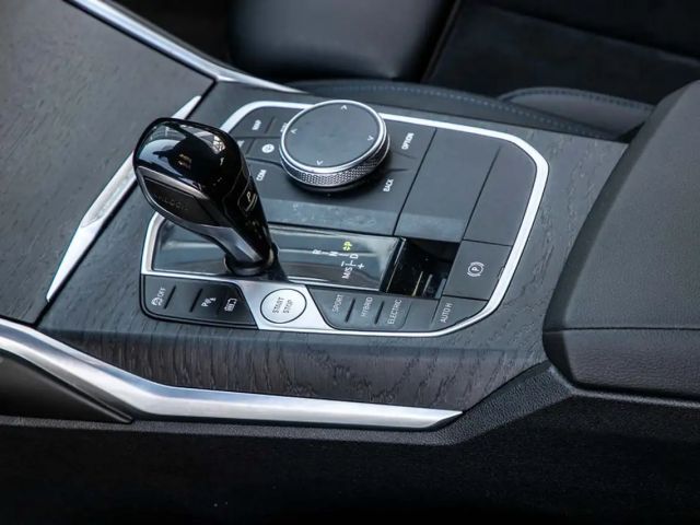 BMW 330 330e M-Sport Touring