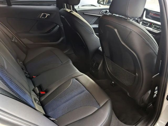 BMW 135 135i Sedan xDrive