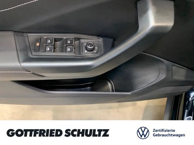 Volkswagen T-Roc GOAL TSI NAVI SITZHEIZUNG EINPARKHILFE LED