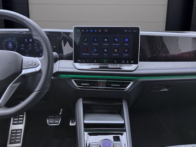 Volkswagen Tiguan 1.5 eTSI DSG IQ.Drive R-Line