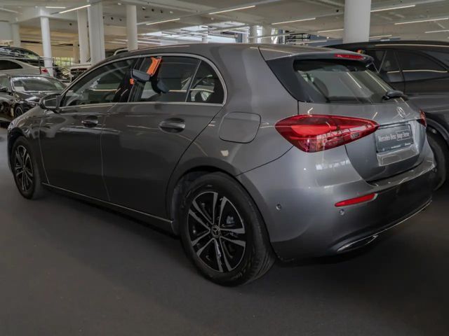 Mercedes-Benz A 180 Progressive