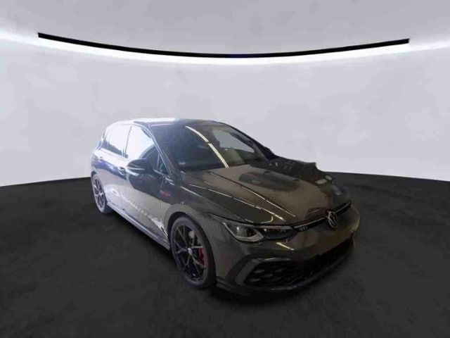 Volkswagen Golf 2.0 TSI Golf VIII Style