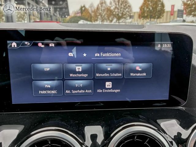 Mercedes-Benz GLA 180 Progressive