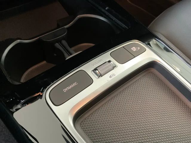 Mercedes-Benz A 200 Progressive