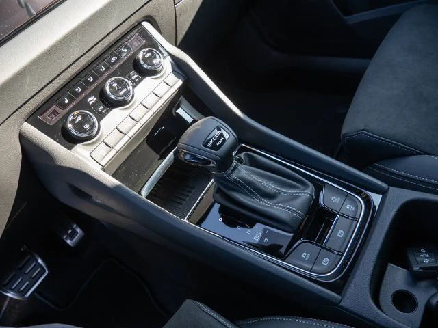 Skoda Karoq 2.0 TSI 4x4 Sportline