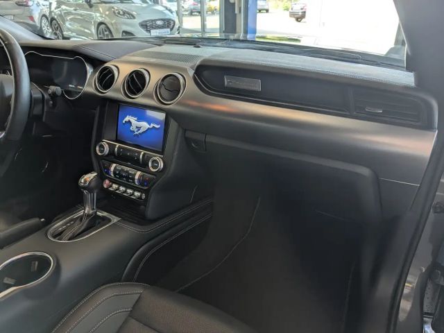 Ford Mustang Convertible GT 5.0 V8