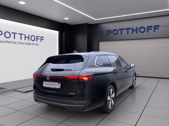 Volkswagen Passat 1.5 eTSI Business DSG