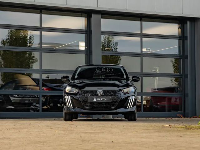 Peugeot 208 100 PK MT6 | 360° Camera | Dodehoekdet. | Navi....