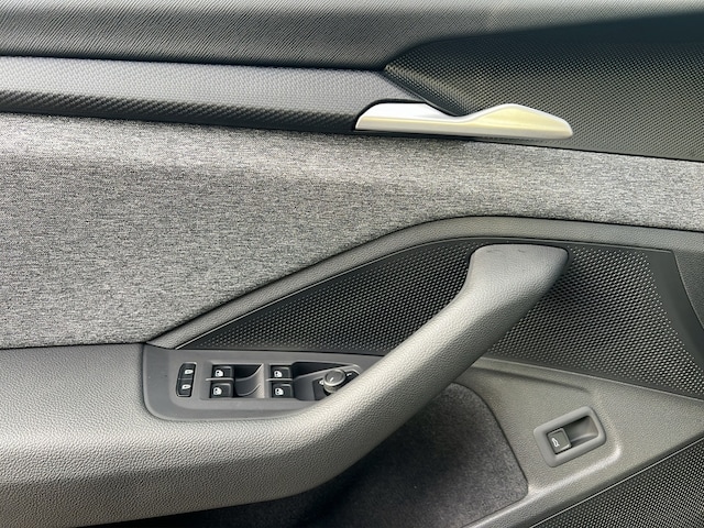 Skoda Superb 2.0 TDI Combi Selection